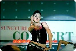 中国明星露肚脐,中国明星们的时尚肚脐秀